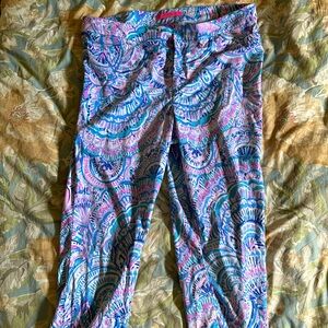 GUC Lilly Pulitzer Kelly pants in Flockamolie BUTTON MISSING BUT INCLUDED